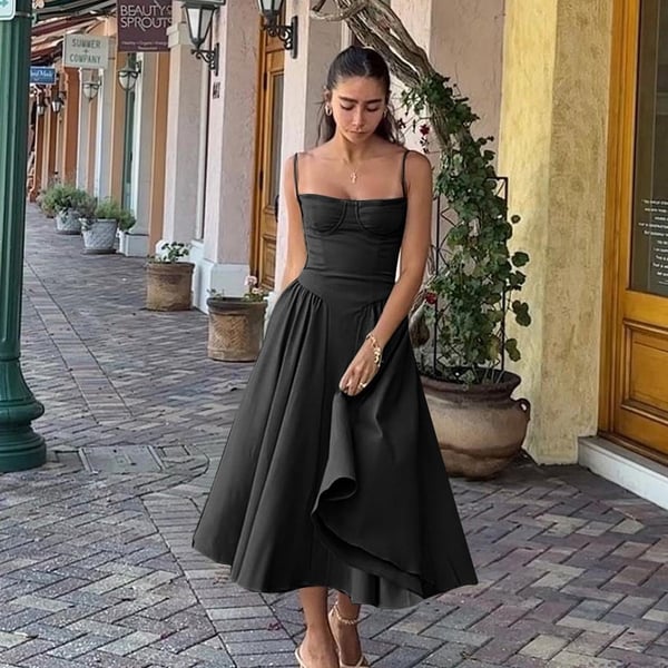 Robe Sans Manches avec Ajustement Corset : Élégance et Confort