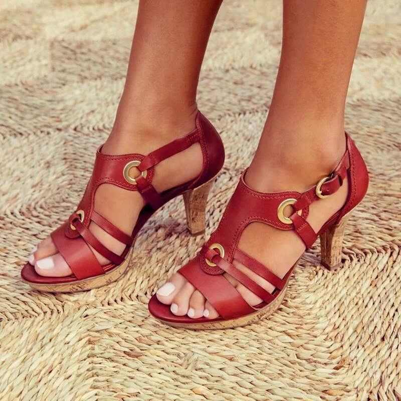 Sandales de Gladiateurs pour Femmes en Rouge Écarlate - Style Audacieux trave
