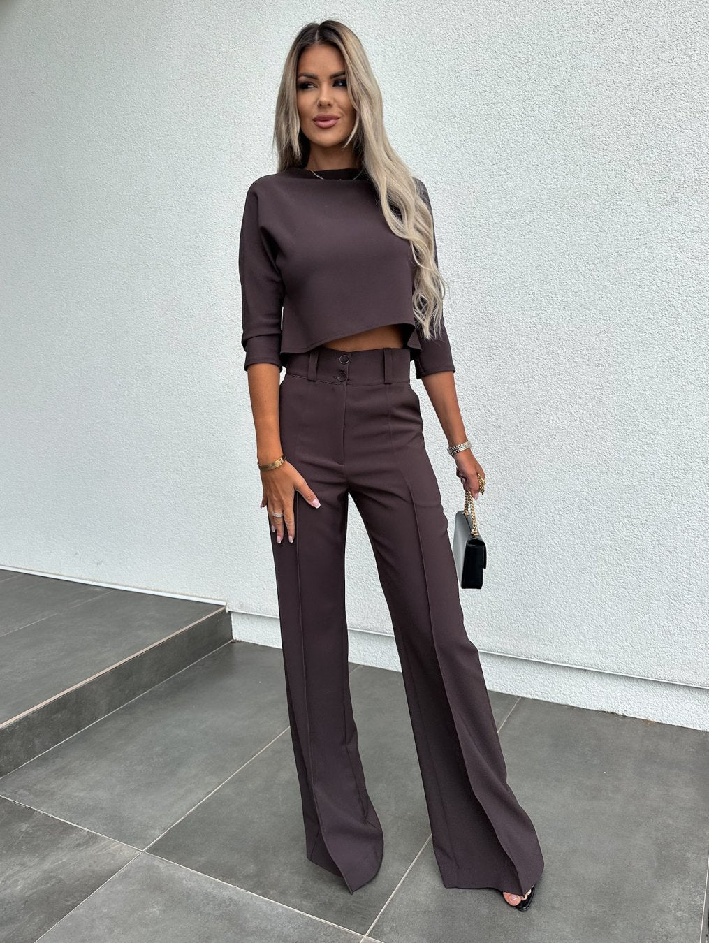 Ensemble élégant pièces Carla | Vêtements tendance pour femme avec col rond et manches mi-longues