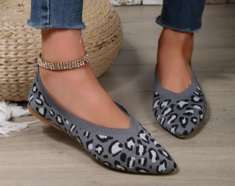 Chaussures à Motif Léopard en Tricot - Couleur Gris Subtil, Style Élégant et Tendances Mode