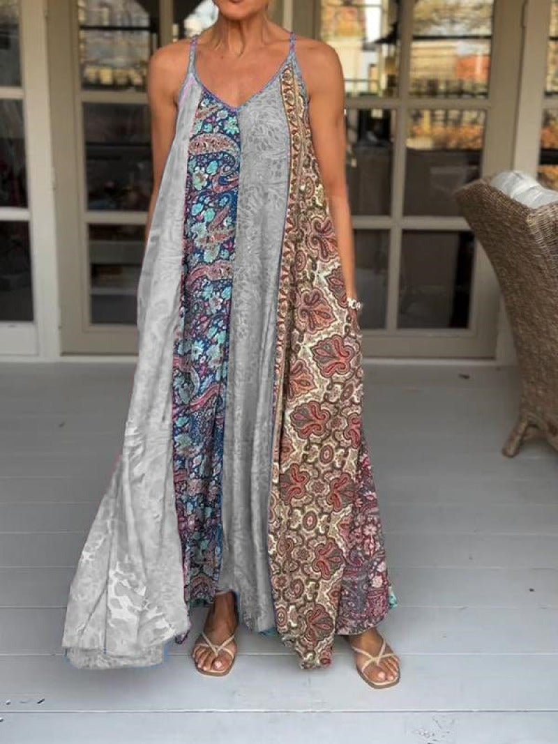 Robe décontractée à col en V en Gris pour un design polyvalent et une élégance intemporelle