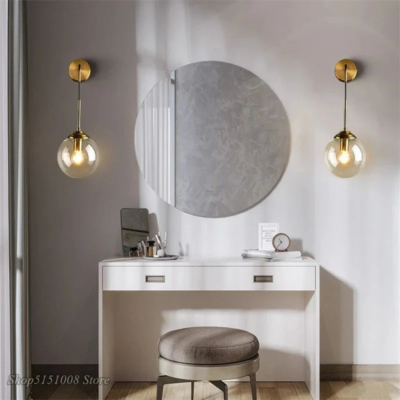 Applique Murale en Verre Moderne - Design Moderne et Éclairage Doux travel bo