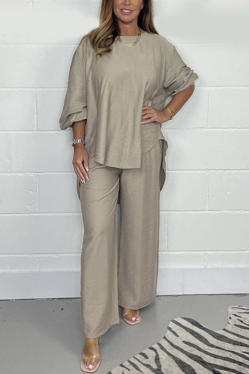 Combinaison Féline en Satin à Col Rond - Kaki Flatteur et Chic, Look Luxueux