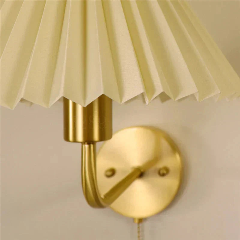 Lampe LED design origami - EleganceGlow - Applique Murale Origami - style japonais lumineux en Beige
