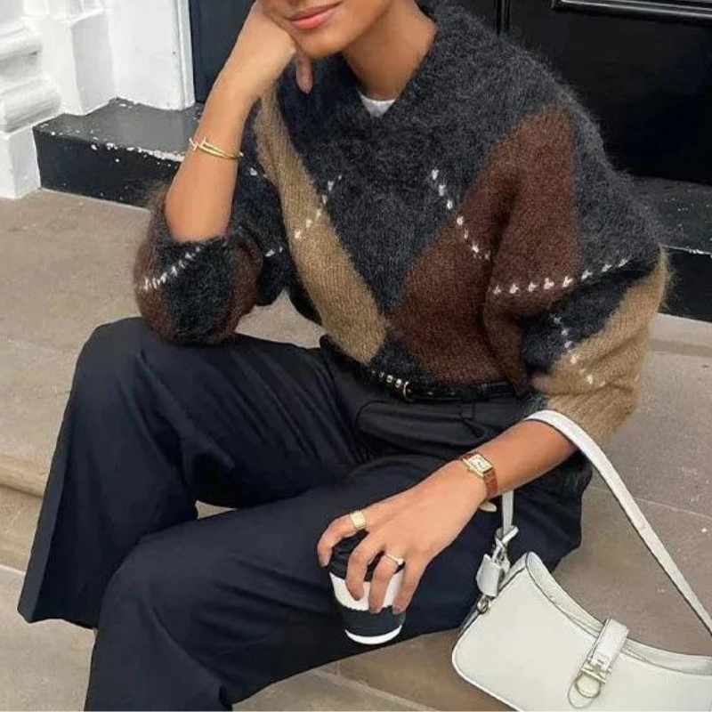 Pull hyper doux Femka avec motifs géométriques et tricot traditionnel travel