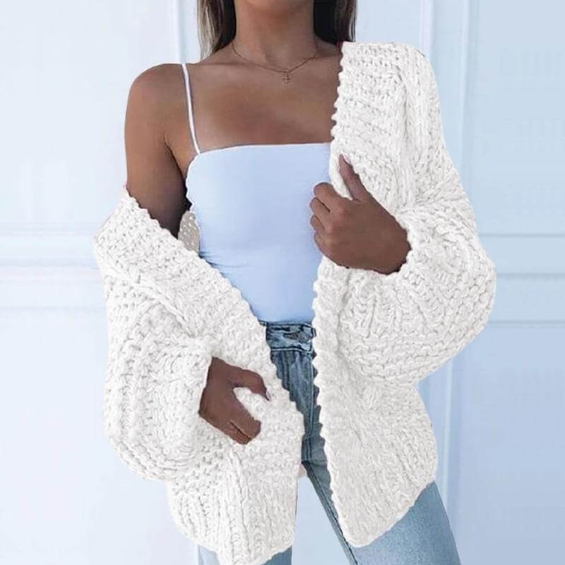 Gilet Cocoon Chic Blanc - Cardigan Tendance et Confortable pour une Mode Féminine et Élégante