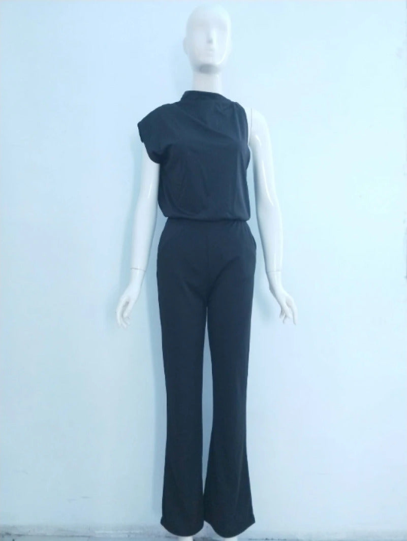 Combinaison élégante à silhouette flatteuse pour femme