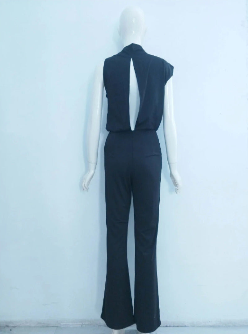 Combinaison élégante à silhouette flatteuse pour femme