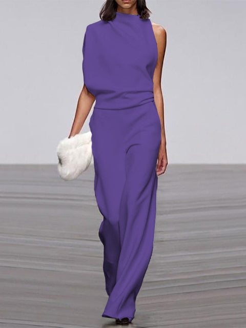 Combinaison élégante violette à silhouette flatteuse - Design sans manches et look chic