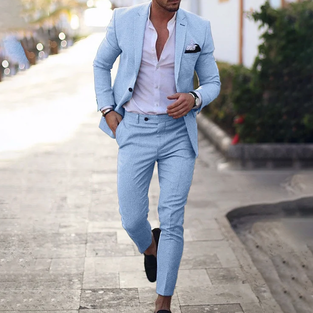 Blazer et pantalon assortis bleu clair - Look professionnel et coupe sur mesure d