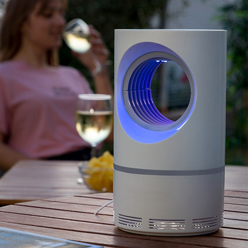 Lampe Anti-Moustique LED Rechargeable USB: Facile à déplacer - Idéale pour une utilisation pratique dans toute la maison