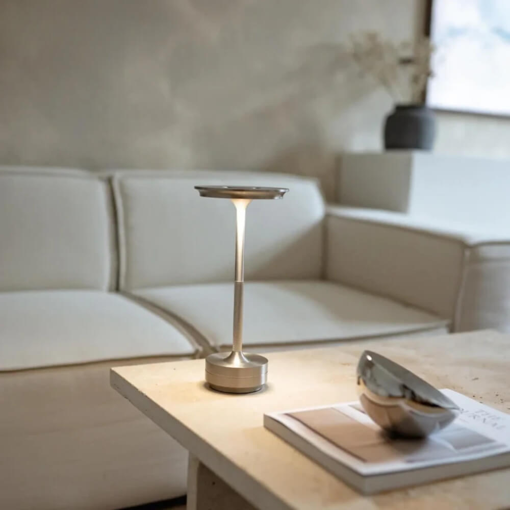 Lampe Prestige Mario Résistante aux Intempéries pour un Éclairage Extérieur dog t