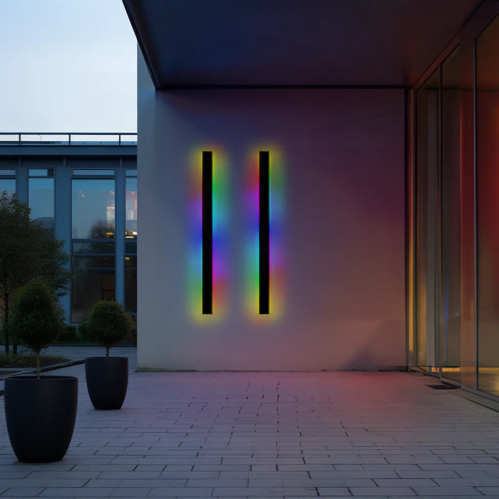Décoration extérieure chic avec nos lampes murales LED design et économes en énergie