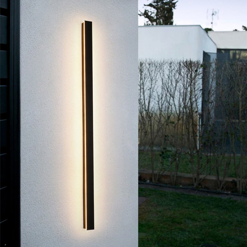 Illumination parfaite pour votre terrasse avec nos lampes murales LED design dog