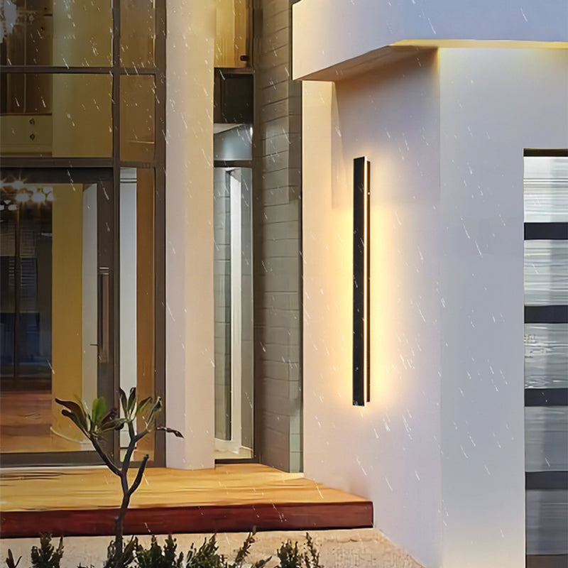Lampes murales LED design en métal noir pour un éclairage extérieur sophistiqué d
