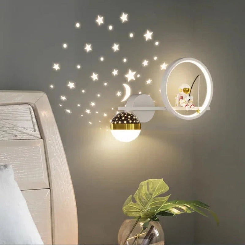 Applique murale moderne pour enfants LittleBeam en Blanc gauche | Décoration chambre enfant et éclairage chambre enfant