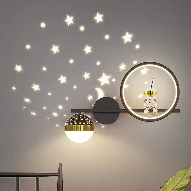Applique murale moderne pour enfants LittleBeam en Noir gauche | Design adapté enfants et matériaux de qualité