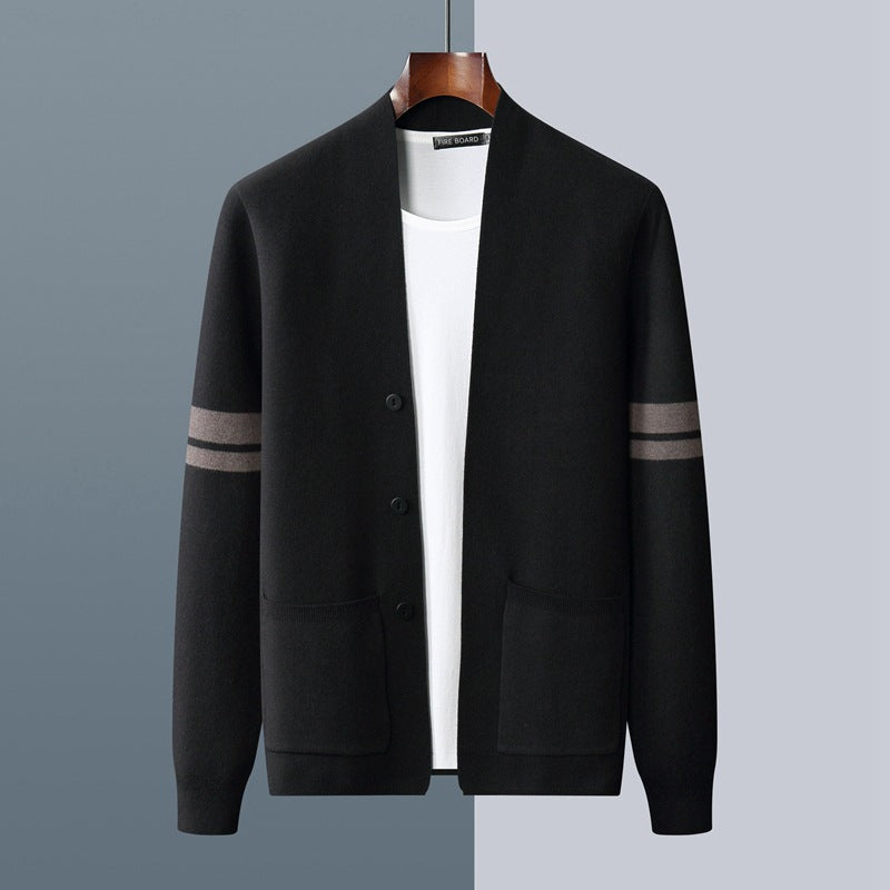Cardigan Loïc en laine mérinos avec accents luxueux et coupe ajustée