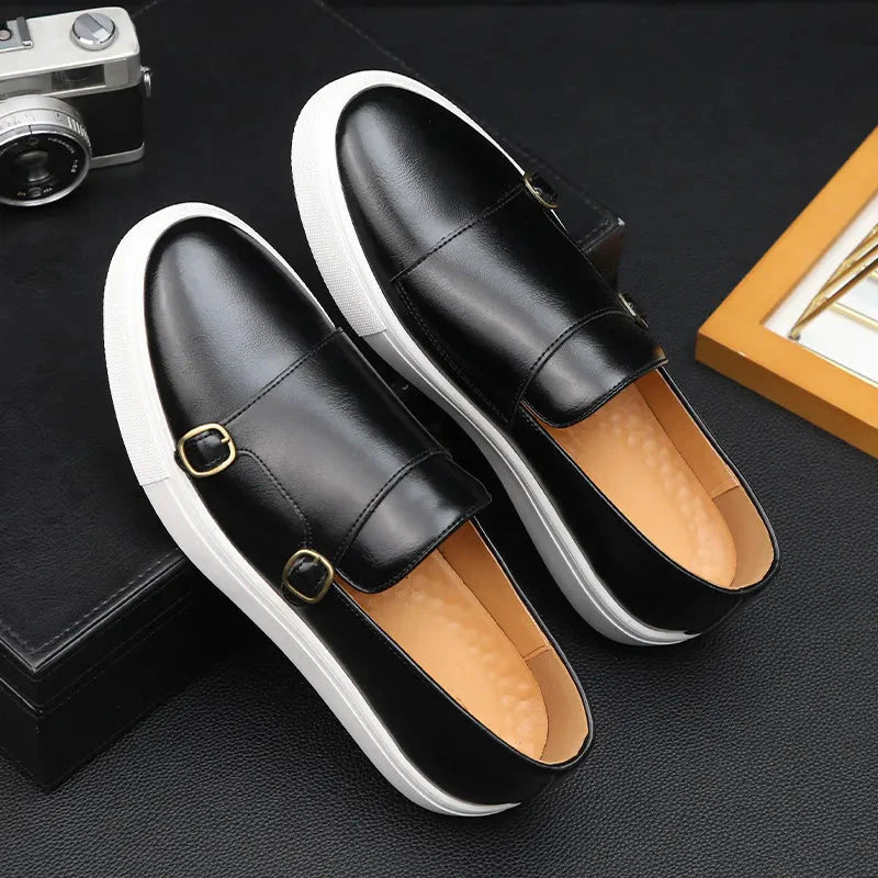 Chaussures en cuir de luxe pour hommes avec élégance intemporelle en Noir dog tra
