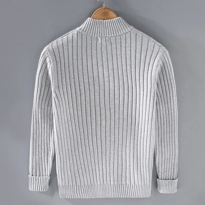 Cardigan Zippé Massimo pour Homme en laine shetland, confort raffiné et design contemporain