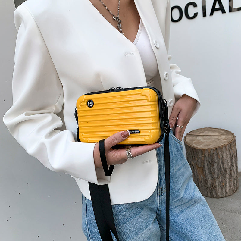Mini Sacoche Valise FOREVER Jaune or, accessoire de voyage chic et mignon pour femme