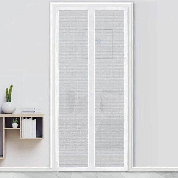 Moustiquaire Aimantée en Blanc, Entrée Sans Mains pour une Maison Confortable dog