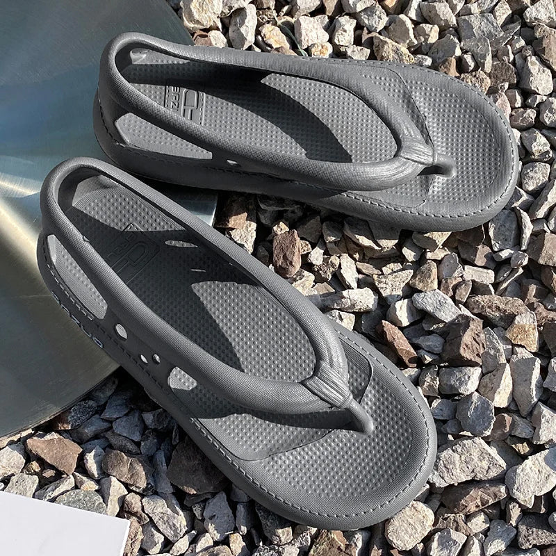 Olympe - Tongs Confortables et Antidérapantes