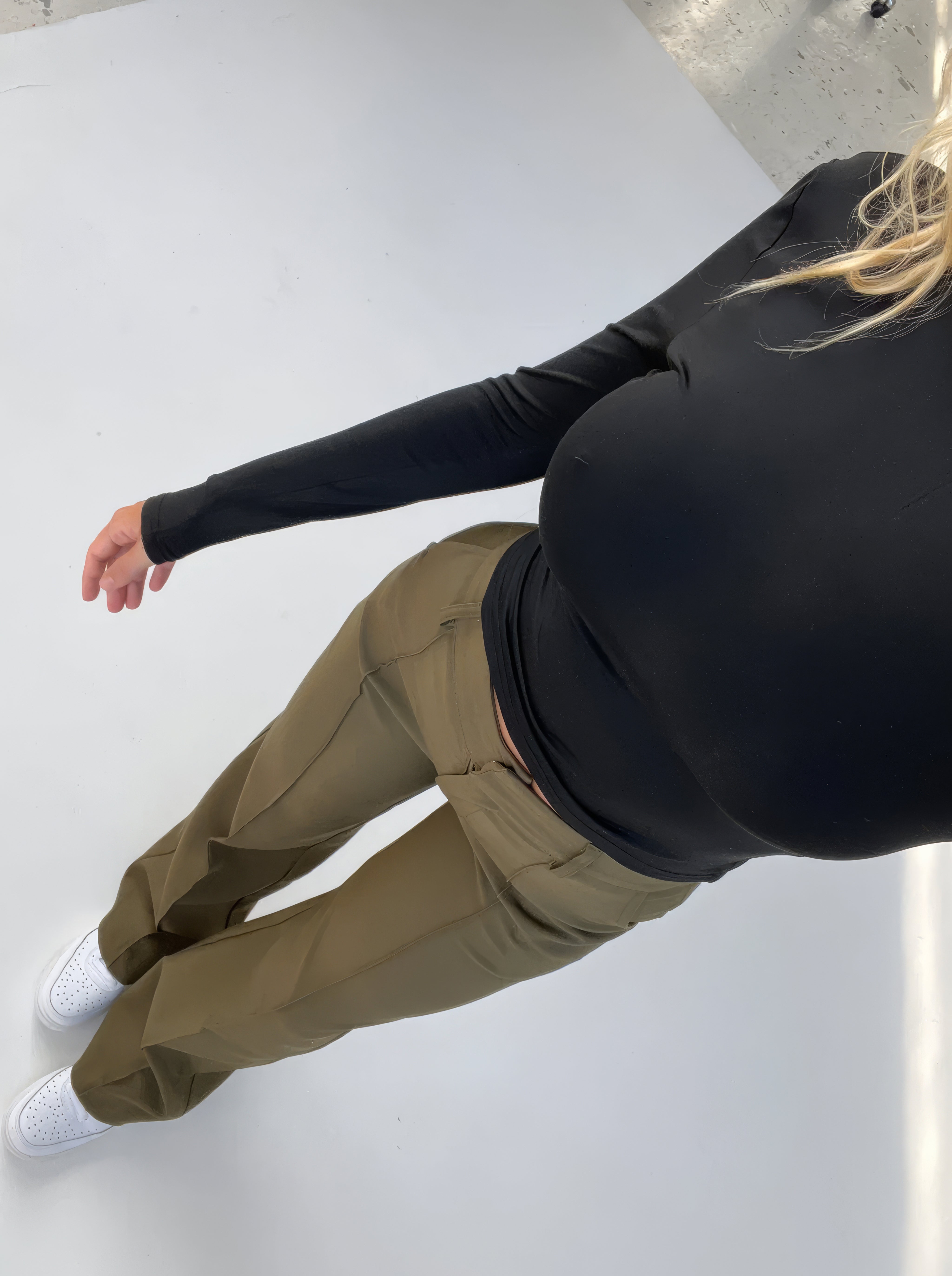 Pantalon large taille haute Pauline - Confort exceptionnel et coupe flatteuse dog