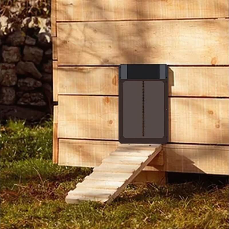 Porte Automatique de Poulailler avec Installation Facile et Rapide