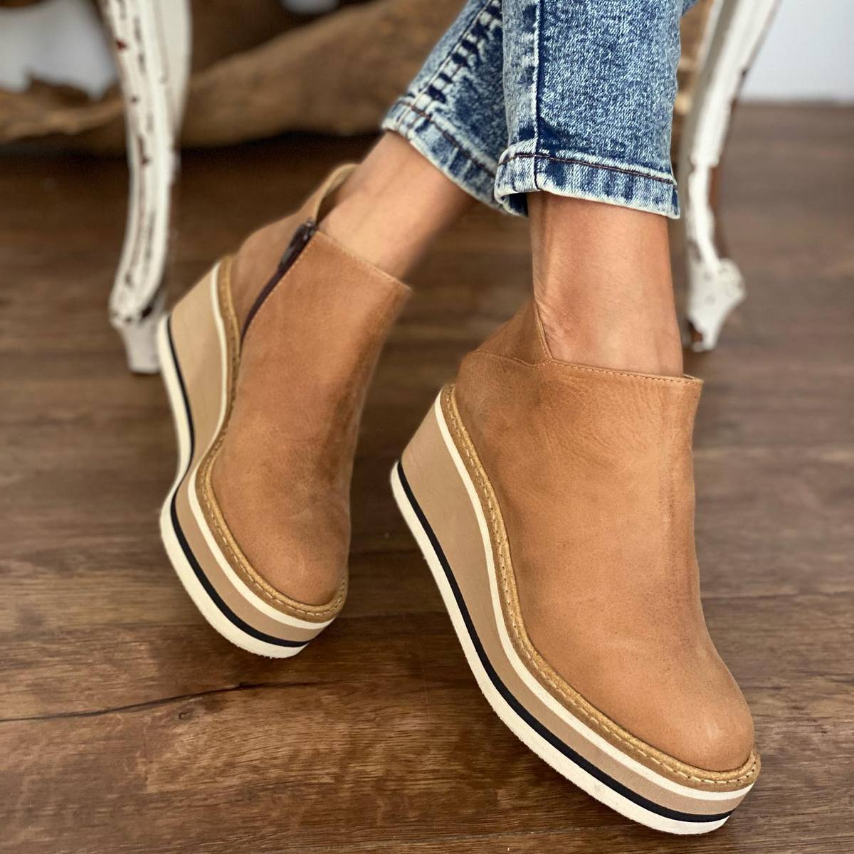 Bottines En Cuir à La Mode Ruby en Beige polaire, élégance et confort réunis