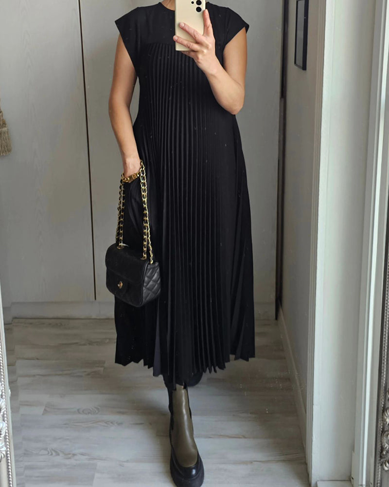 Robe plissée sans manches Serenity en coton mélangé pour un confort quotidien et un look moderne