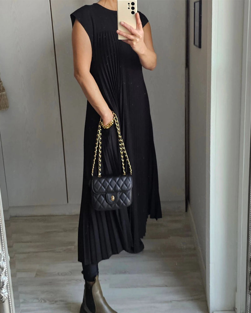 Robe plissée sans manches Serenity en coton mélangé pour un confort quotidien et un look moderne