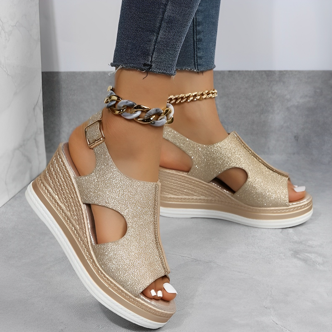 Sandales d'Été Scintillantes Sheila couleur Or brillant, soutien voûte plantaire et style moderne