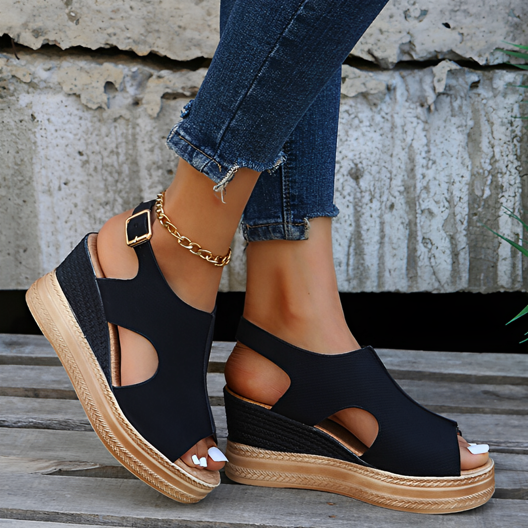 Sandales d'Été Scintillantes Sheila avec soutien semelle de soutien et design élégant