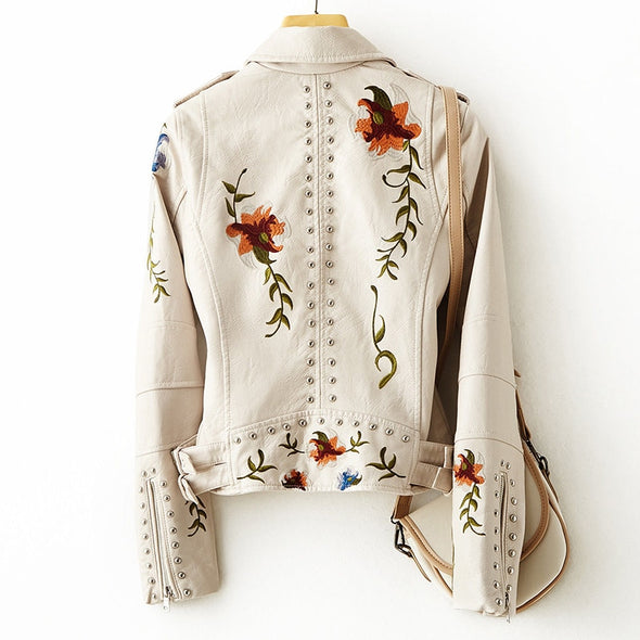 Veste en cuir audacieuse avec motifs floraux pour femme - Allure robuste et élégance moderne