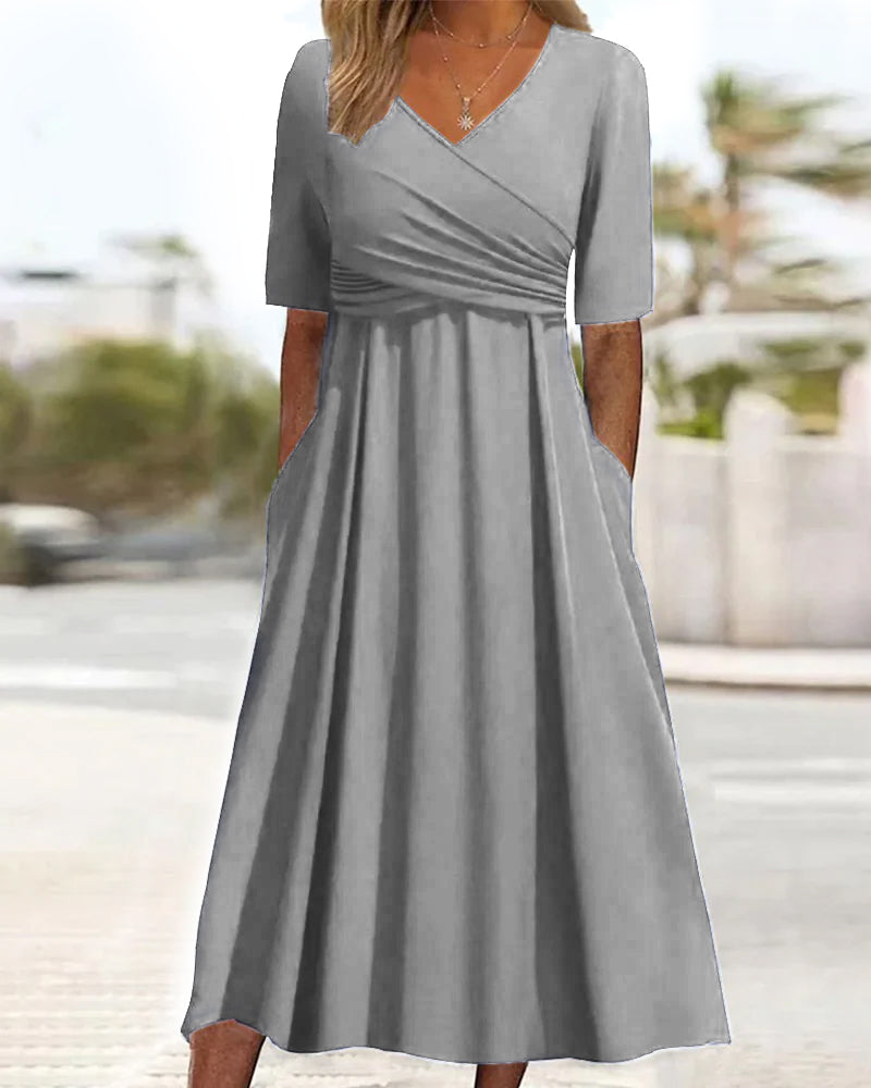 Robe croisée à col en V stylisé en coton pour femmes, silhouette a et confort quotidien
