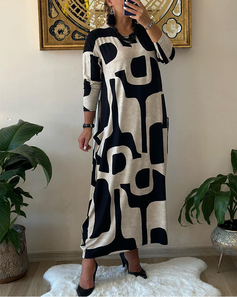 Robe élégante avec manches longues et col rond desig