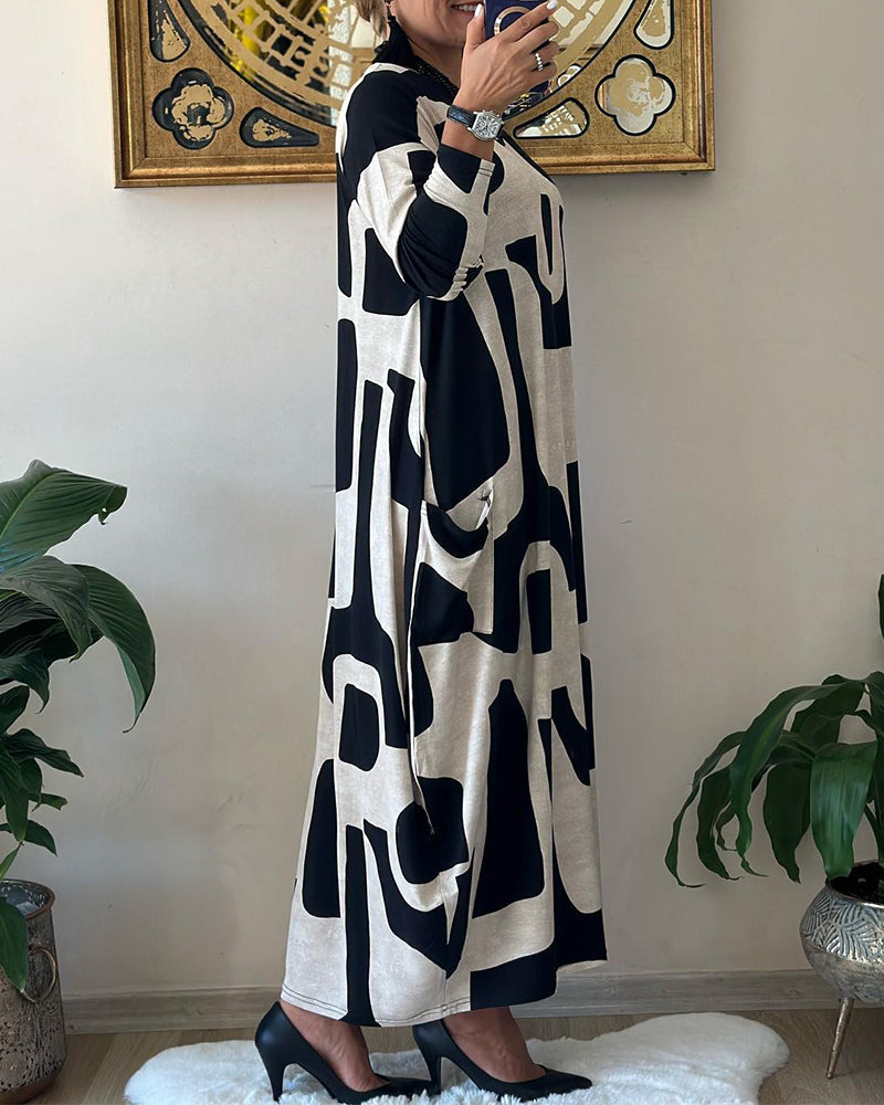 Robe élégante avec manches longues et col rond desig