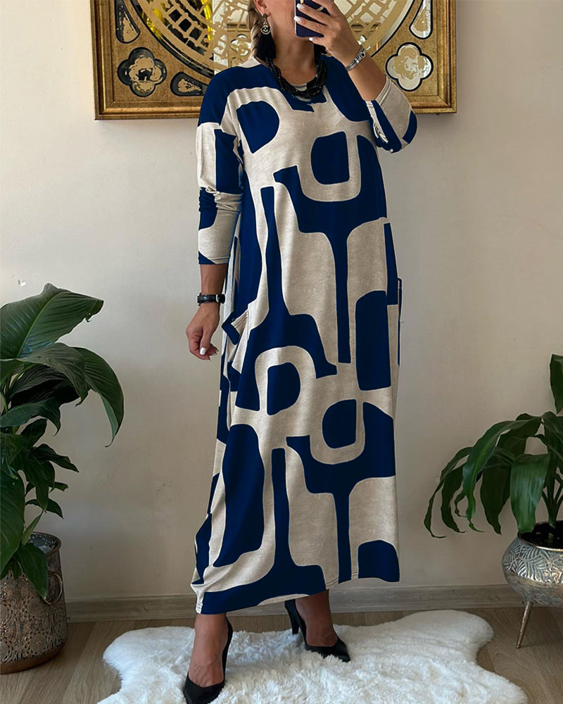 Robe élégante avec manches longues et col rond desig