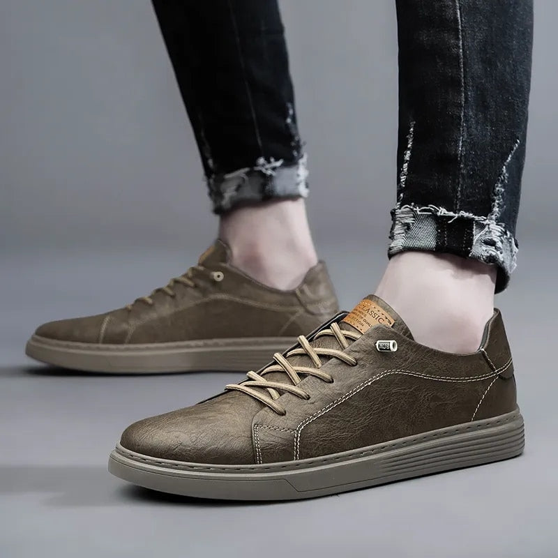 Chaussures athlétiques en cuir véritable pour hommes, design élégant et confort supérieur