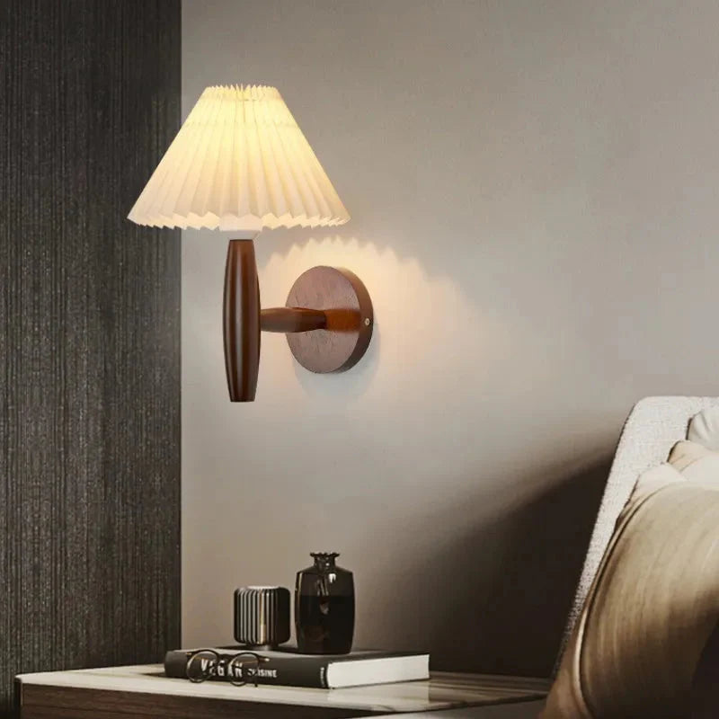 Applique Murale en Noyer - Atmosphère chaleureuse et éclairage chaleureux pour une décoration intérieure unique