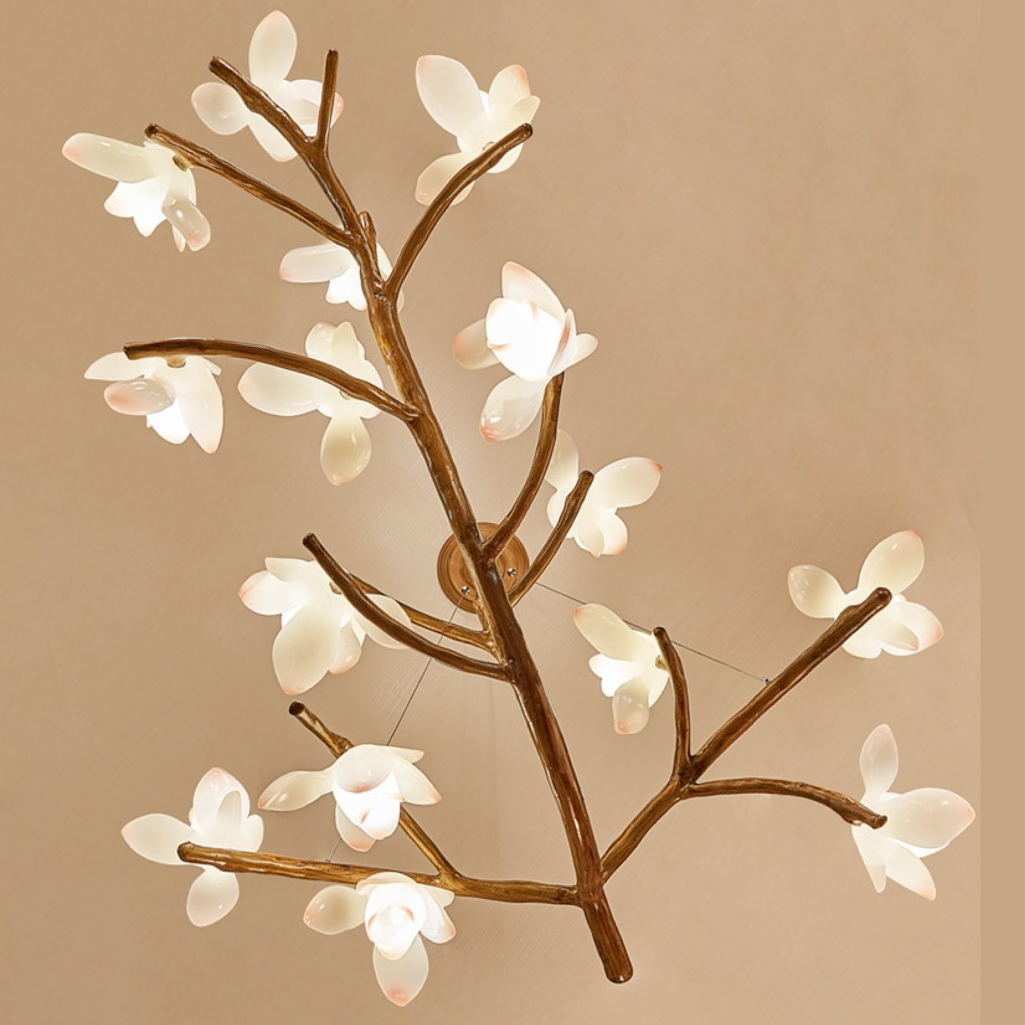 Lustre en forme de branche d'arbre