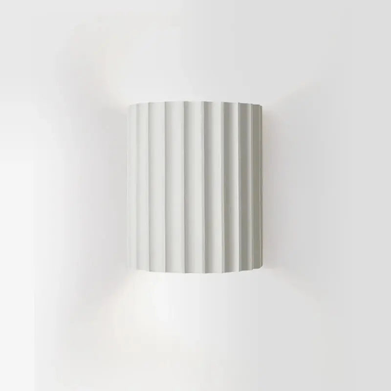 Applique Murale Moderne en Résine Élégante - Blanc Épuré pour Ambiance Contemporaine